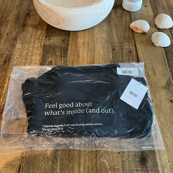 NWT Andie The Luzon One Piece Swimsuit in Black Small - Picture 11 of 11